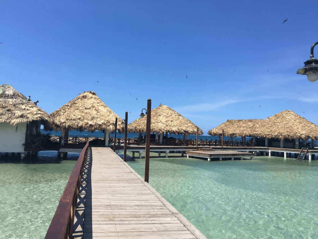 Remodelación de restaurante Playa Juan Dolio 1-min